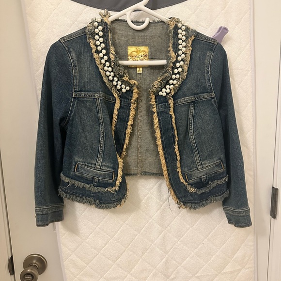 Jean jacket - Picture 1 of 2